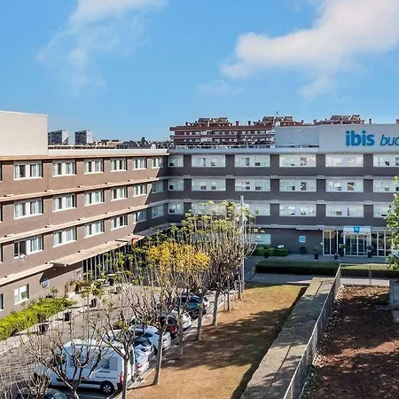 Ibis Budget Aeropuerto Barcelona Hotel *