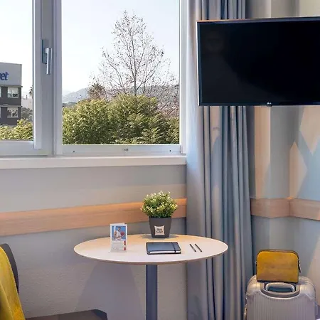 Ibis Budget Aeropuerto Barcelona Otel